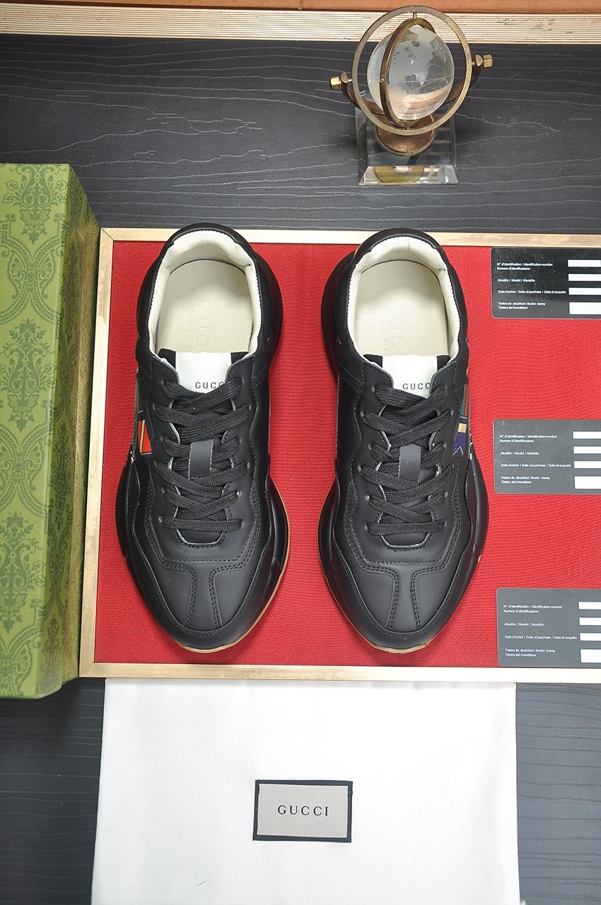 Gucci Black Multicolor Low-Top Sneakers — front