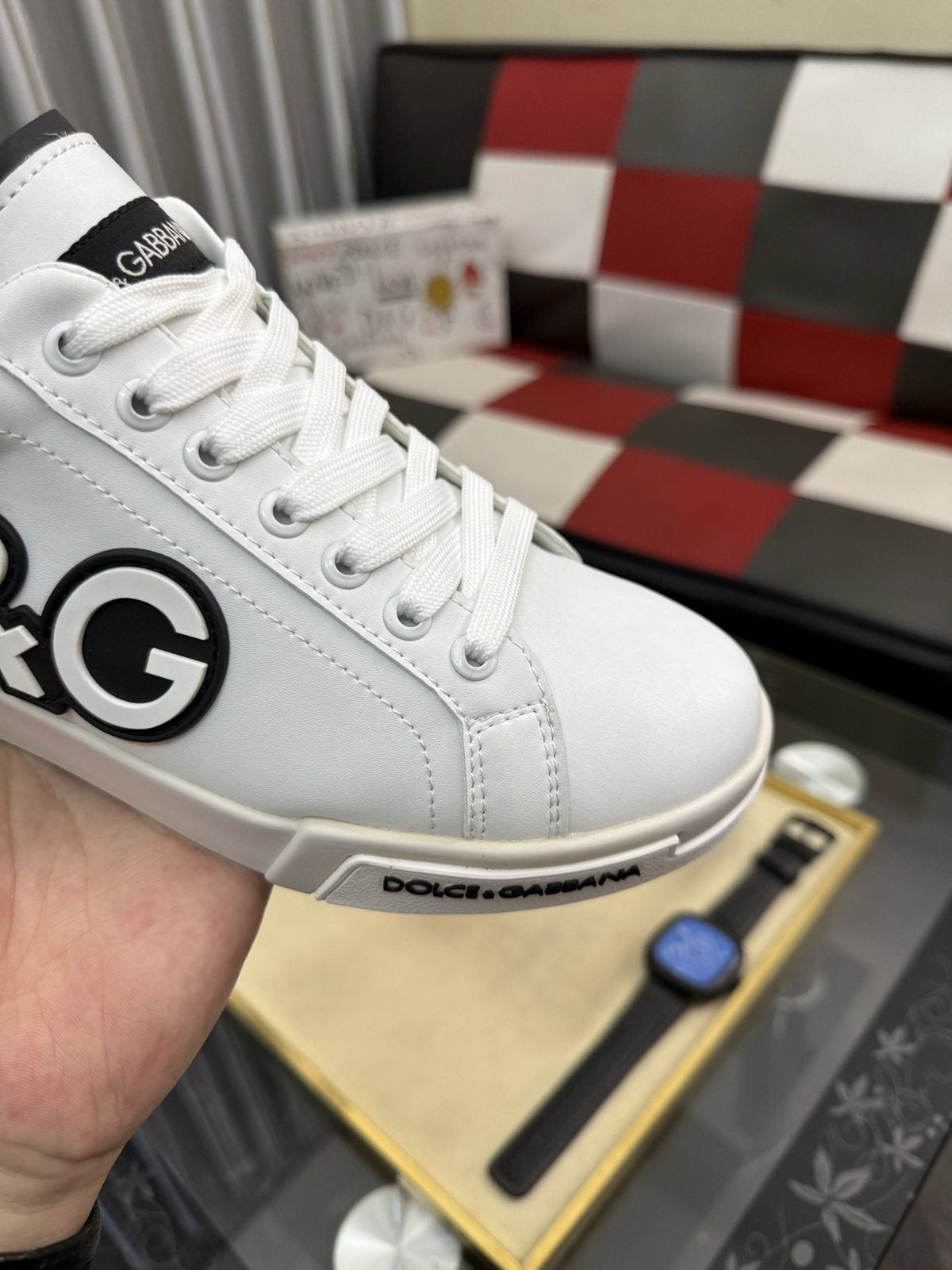 Dolce & Gabbana White Logo Low-Top Sneakers — detail
