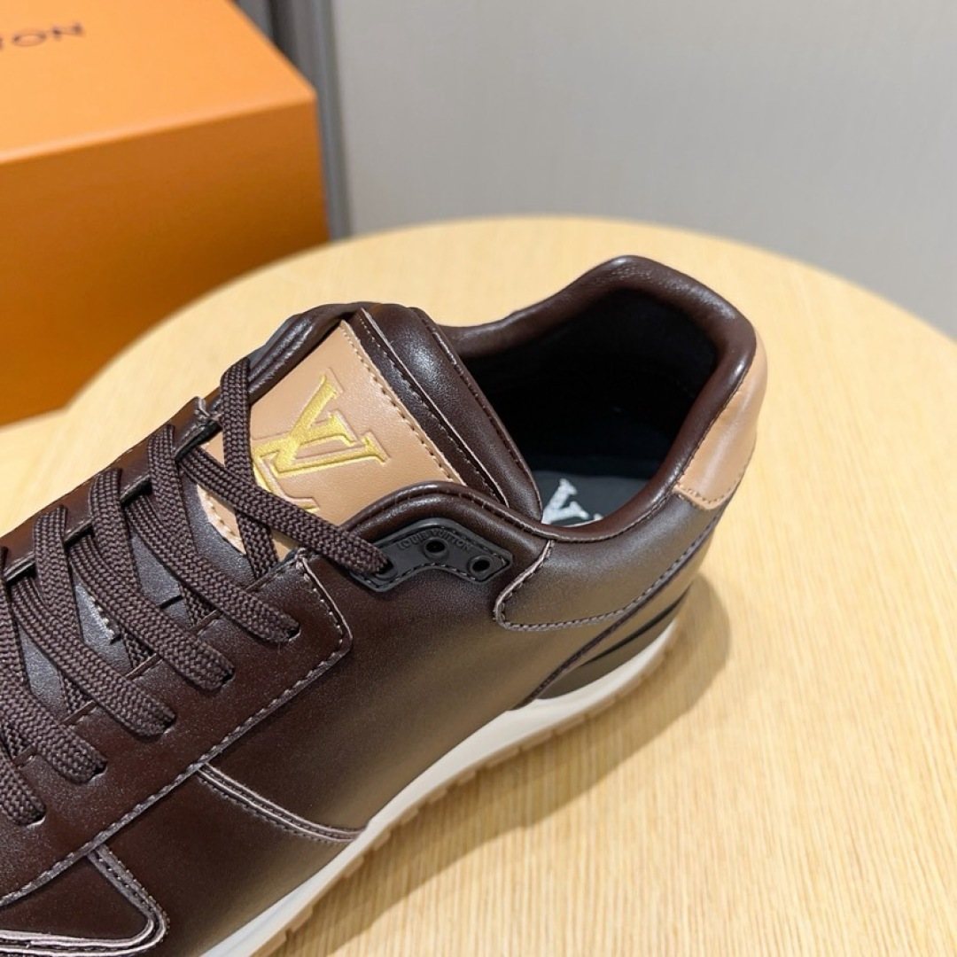 Louis Vuitton Two-Tone Low-Top Sneakers — detail