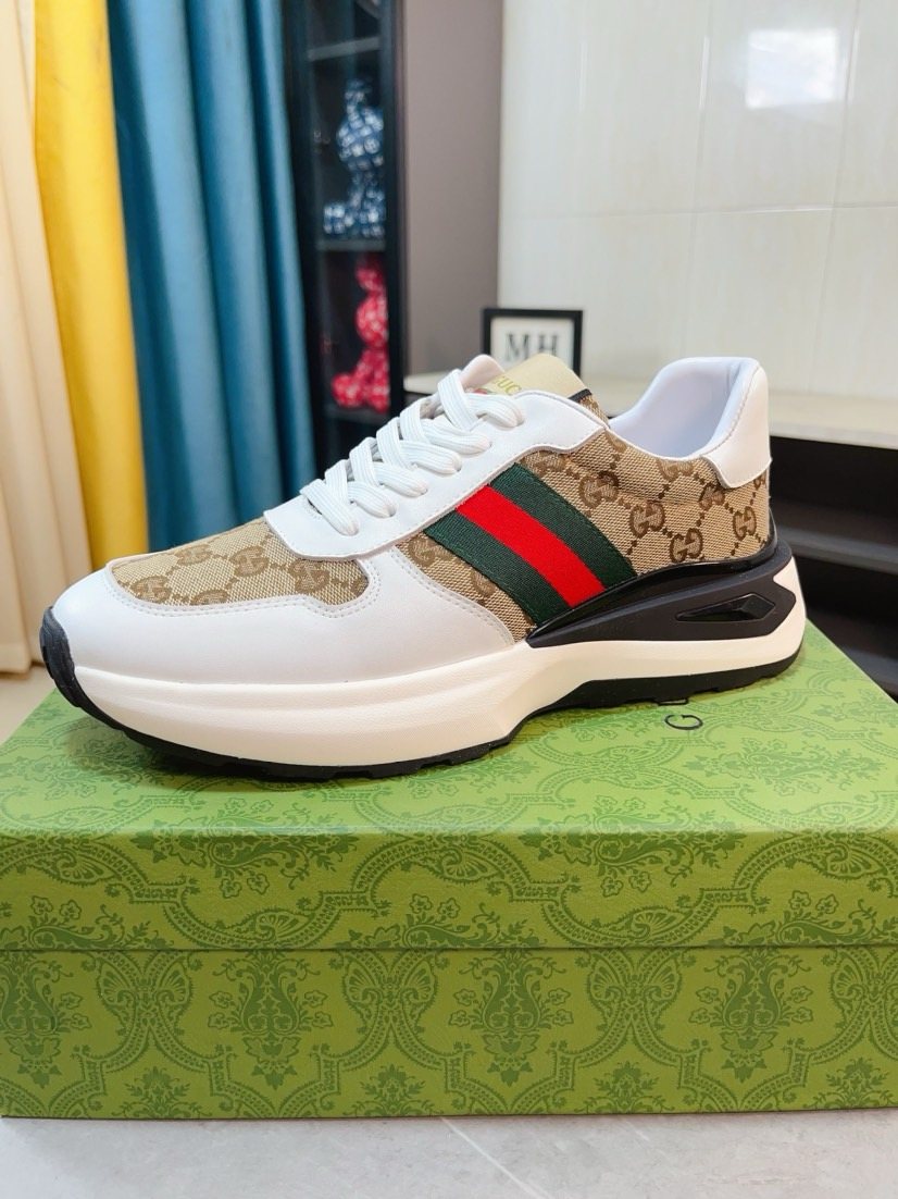 微商相册测试鞋子-Gucci Black and Beige Low-Top Sneakers — side