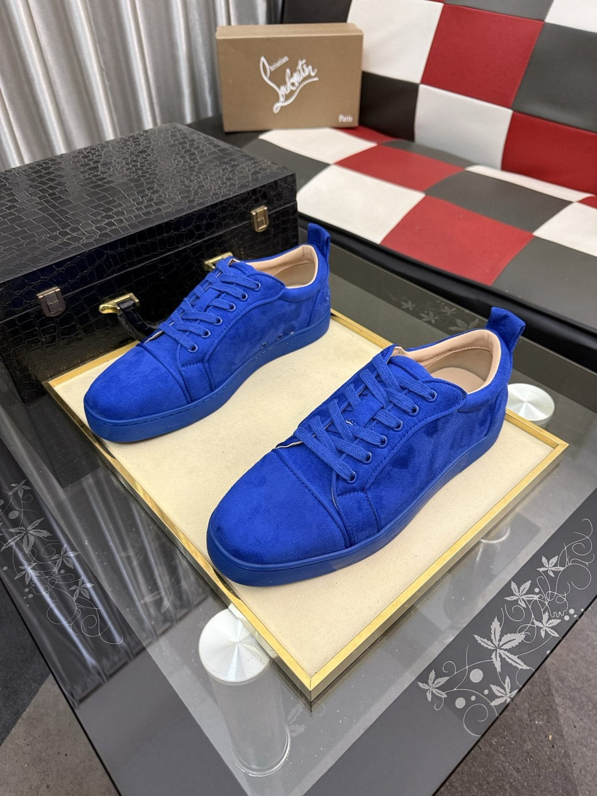 Christian Louboutin Low-Top Lace-Up Sneakers — front